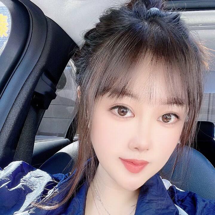 李美女ee