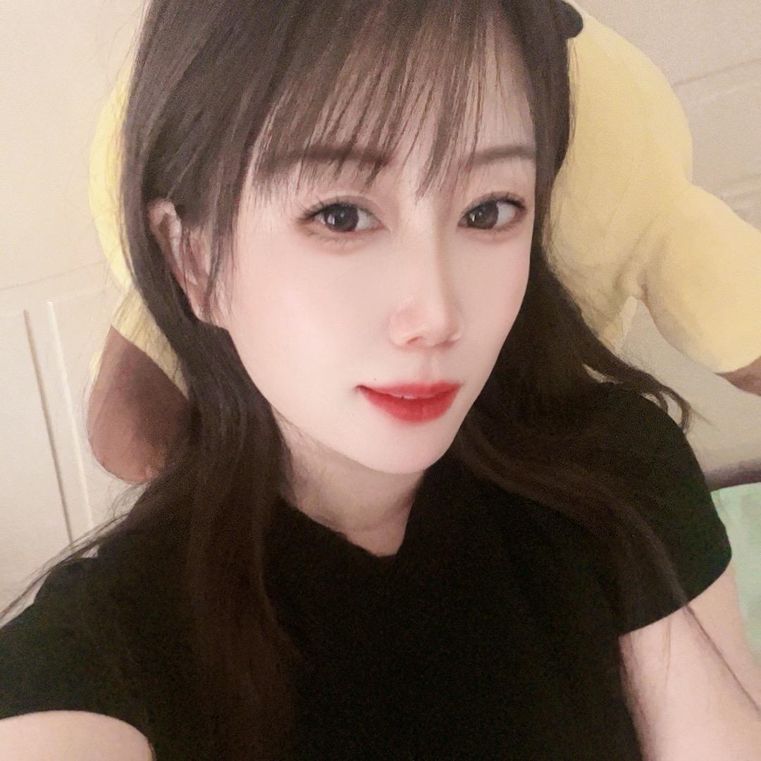 @依依