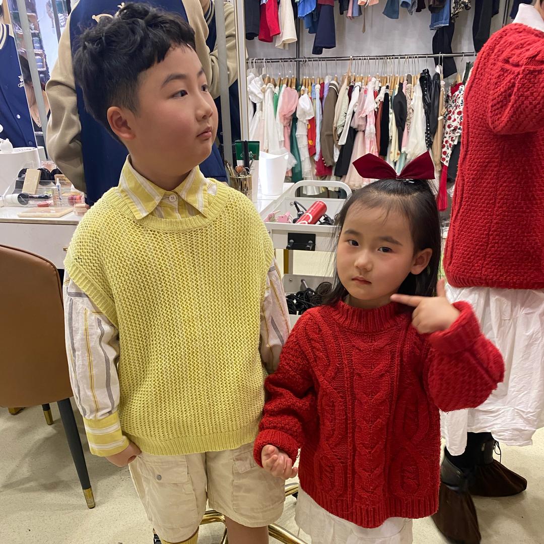 T。
