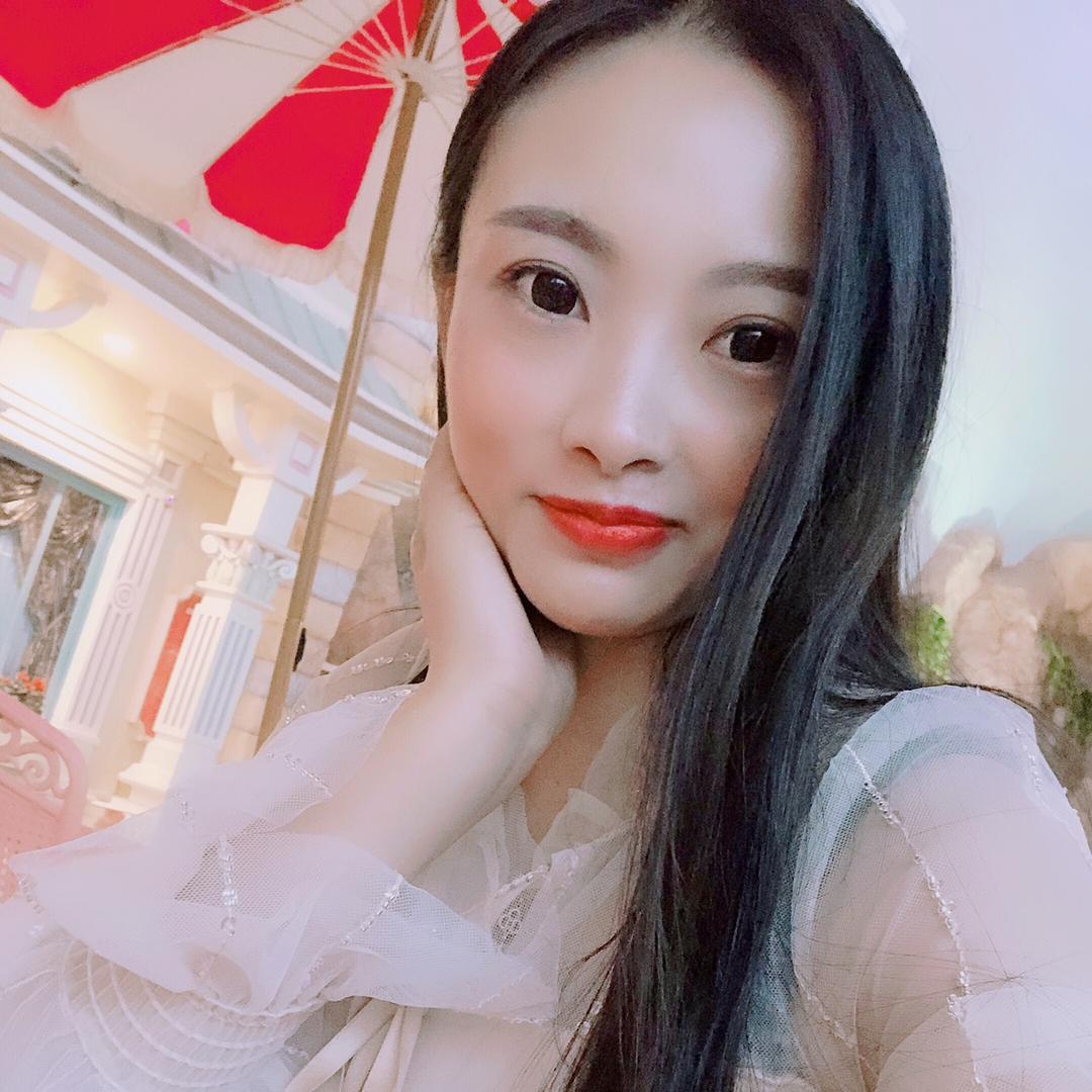 ʚ🌸ɞ.Lucy