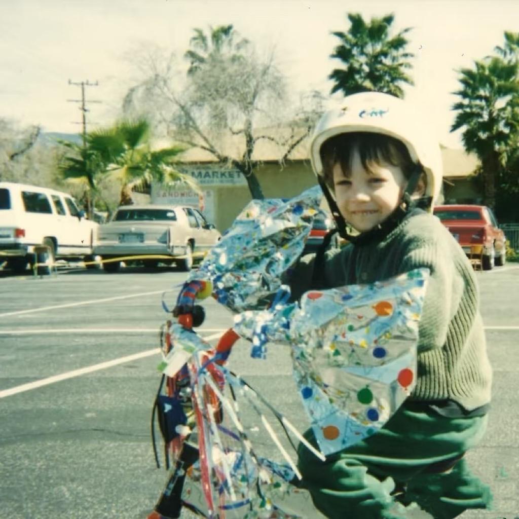 爱吃爱喝的小黑