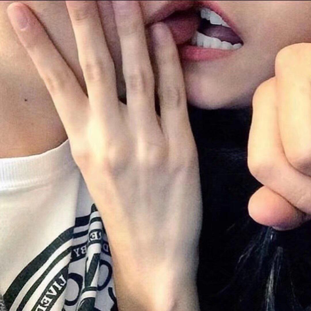 钱多多（林恒追不到的女人）