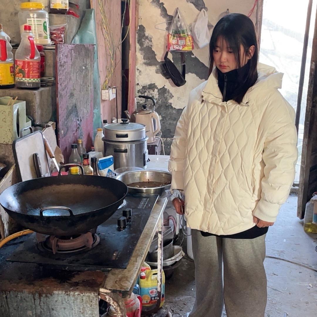 努力的嘻嘻