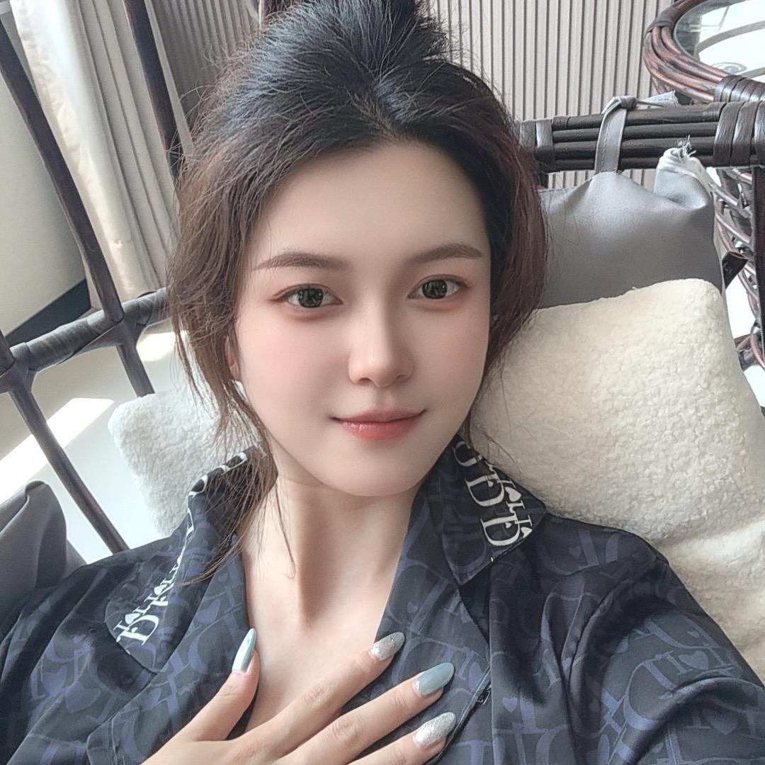 一个爱吃醋的姑娘