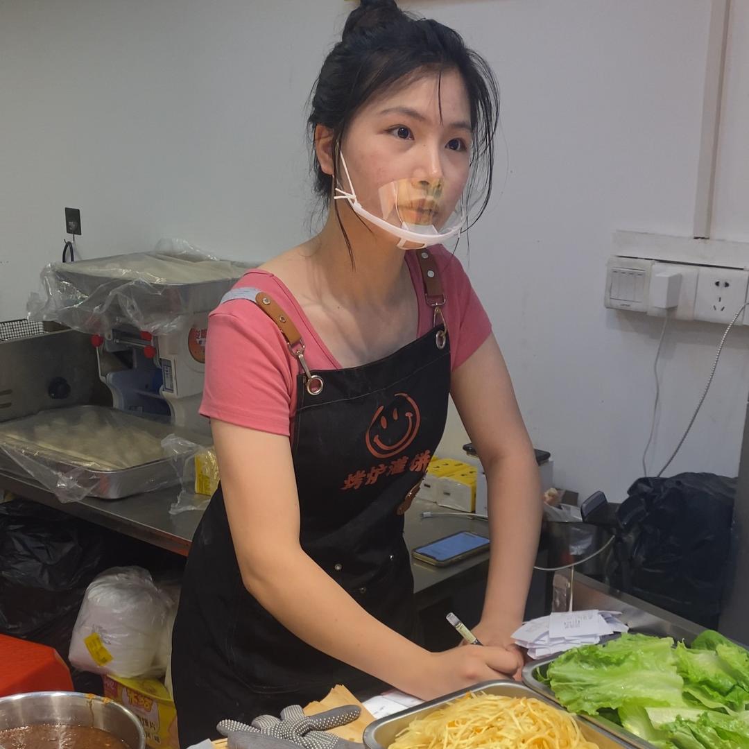 唐满贯碳烤灌饼