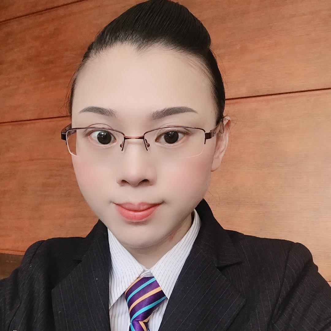 四眼妹