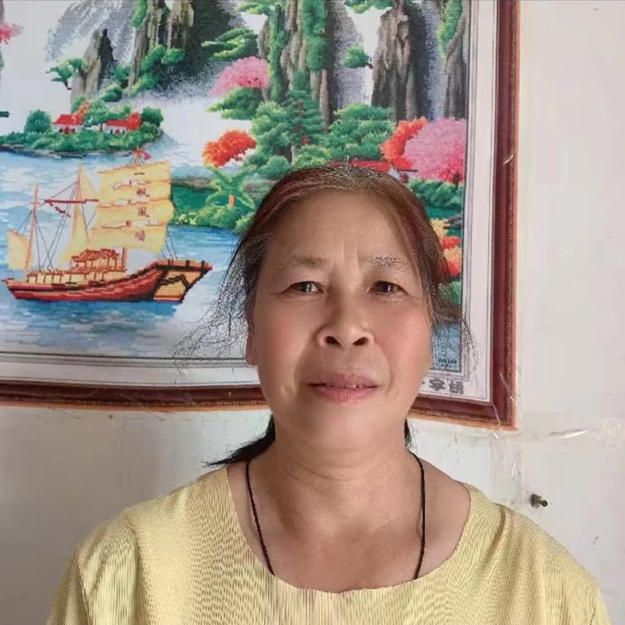 黄月凤