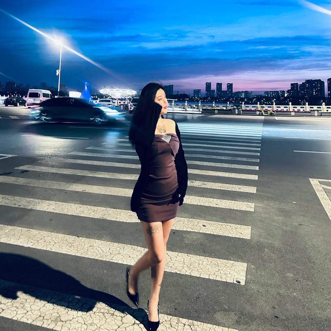 🎧DJ 小嫂子 （全国接商演）