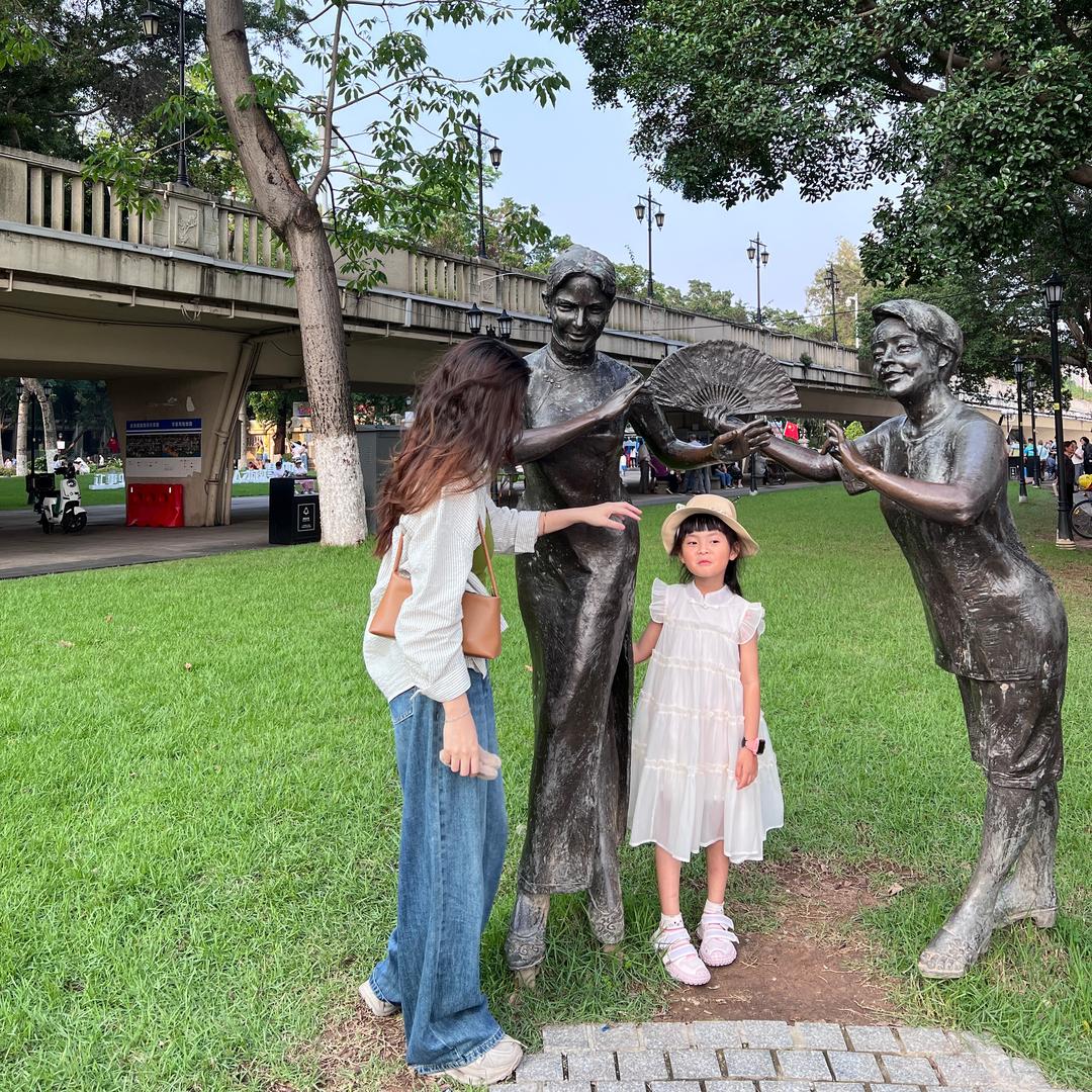 李圆圆妈妈
