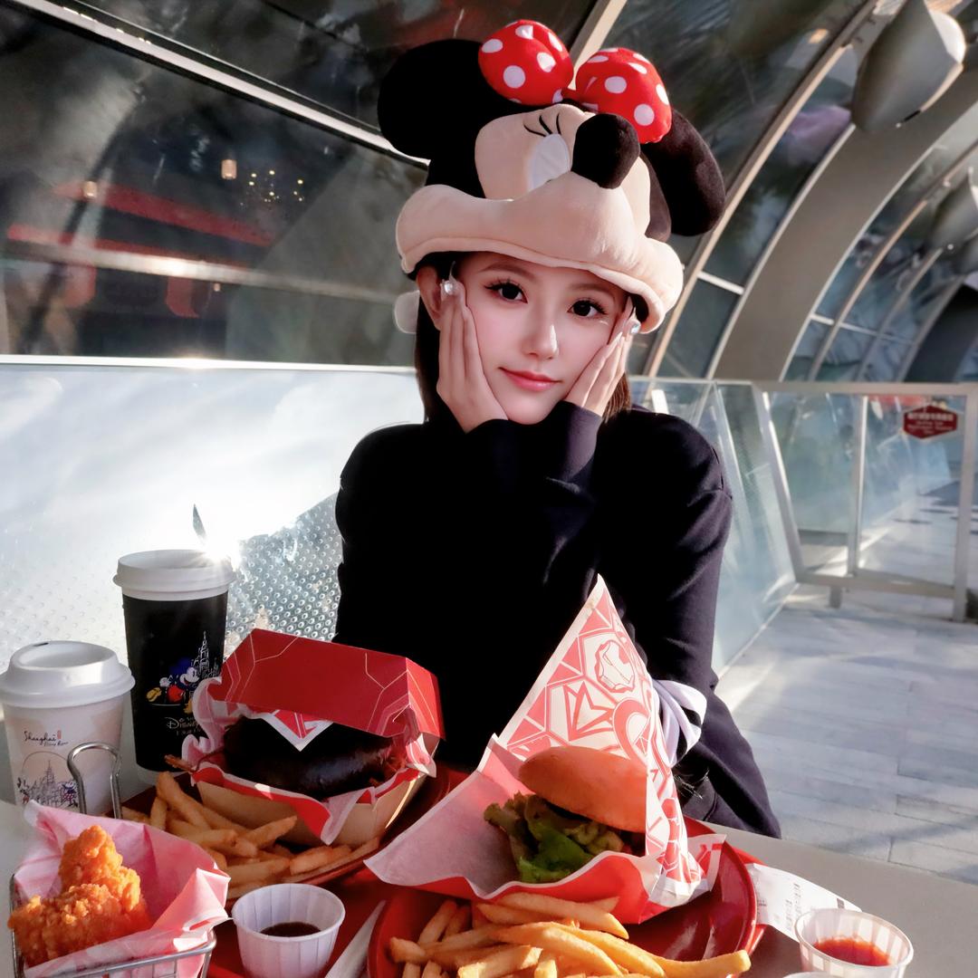 李艺锫