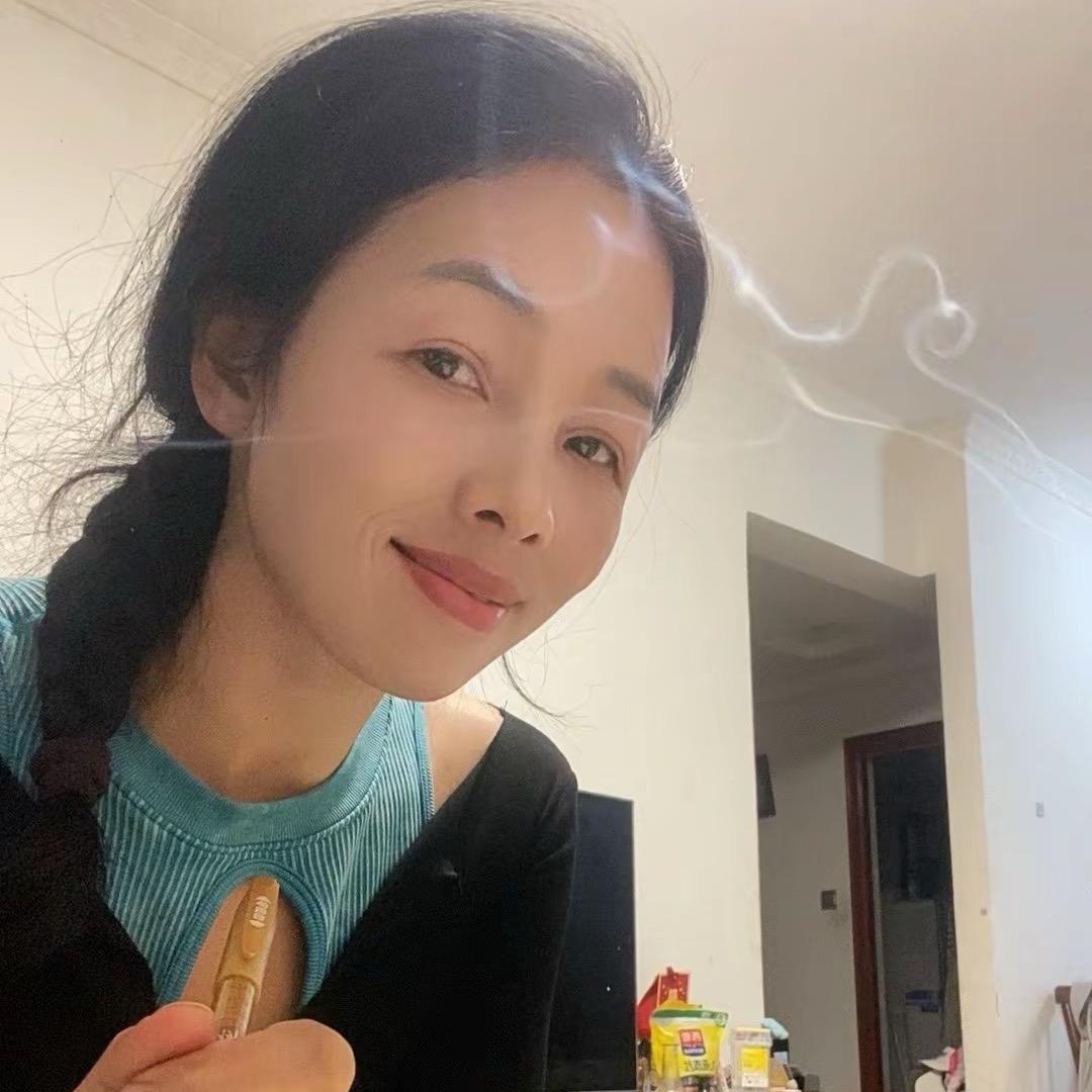 安尼（发热姜贴～小艾