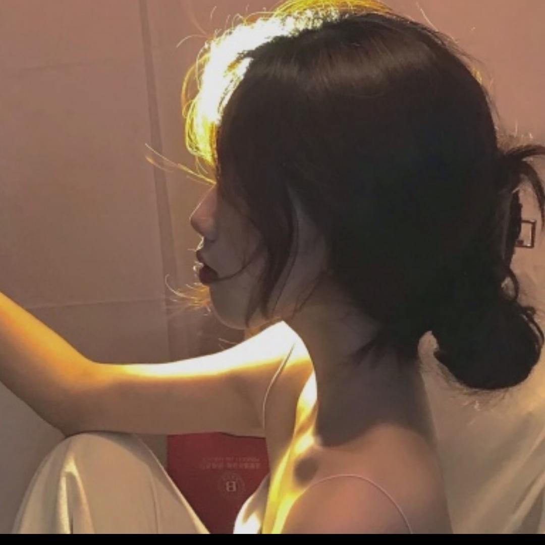 抑郁症女孩