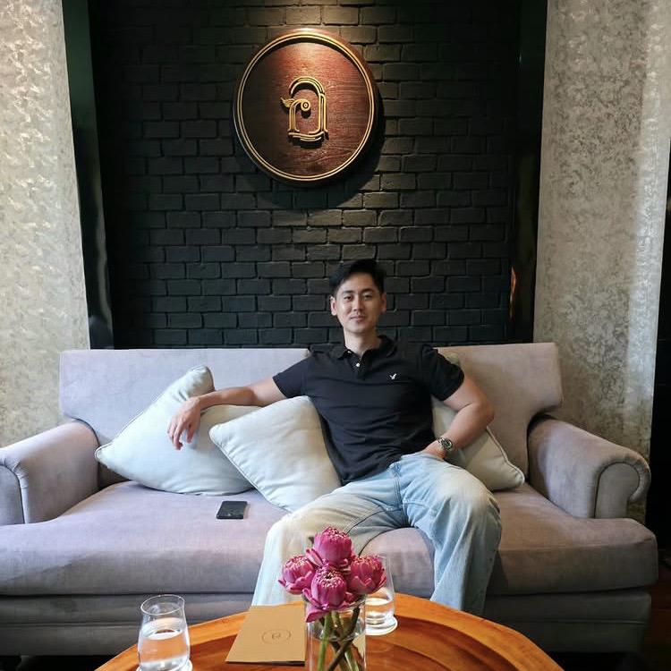 向光而行(佳金）