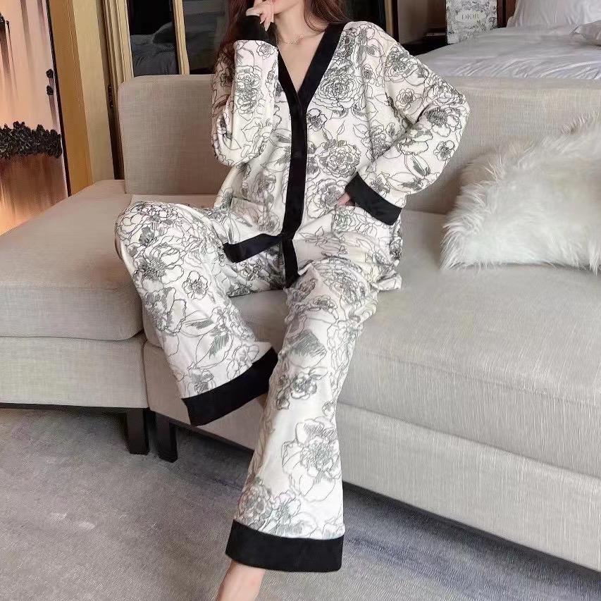 布小姐高定家居服