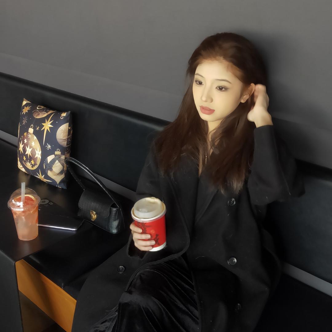 女亭_