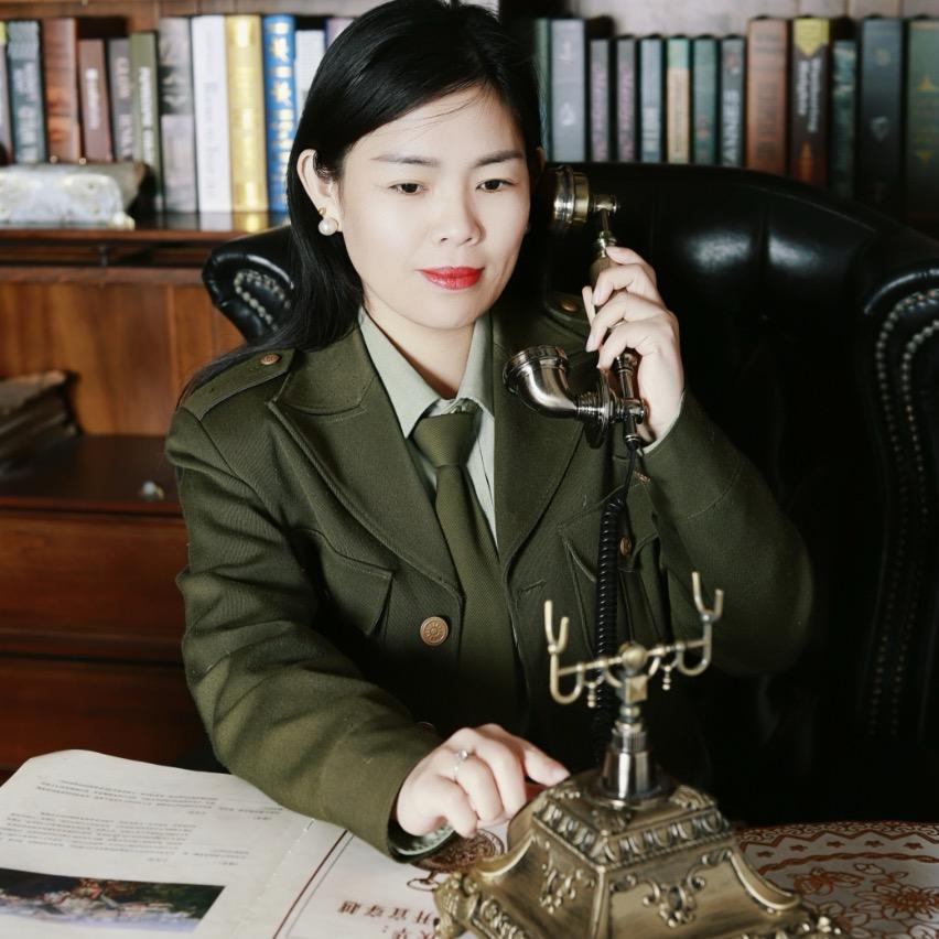 杜青  婚礼主持 七点半直播
