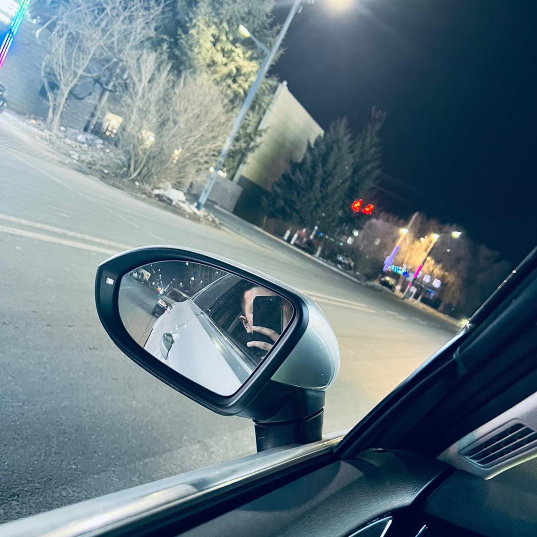 爱玩🚗的小鹏