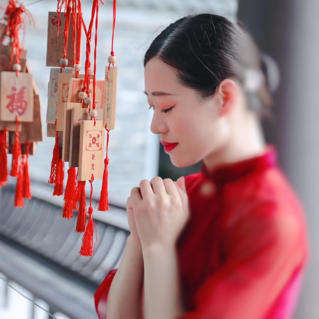 秦秦吖