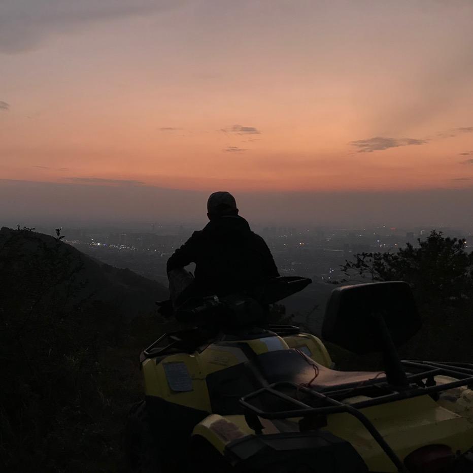 野生的二流技师🚜