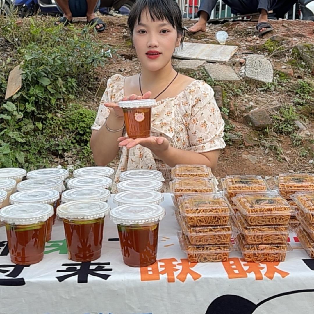ℳ๓摆地摊的ོ小刘❣️