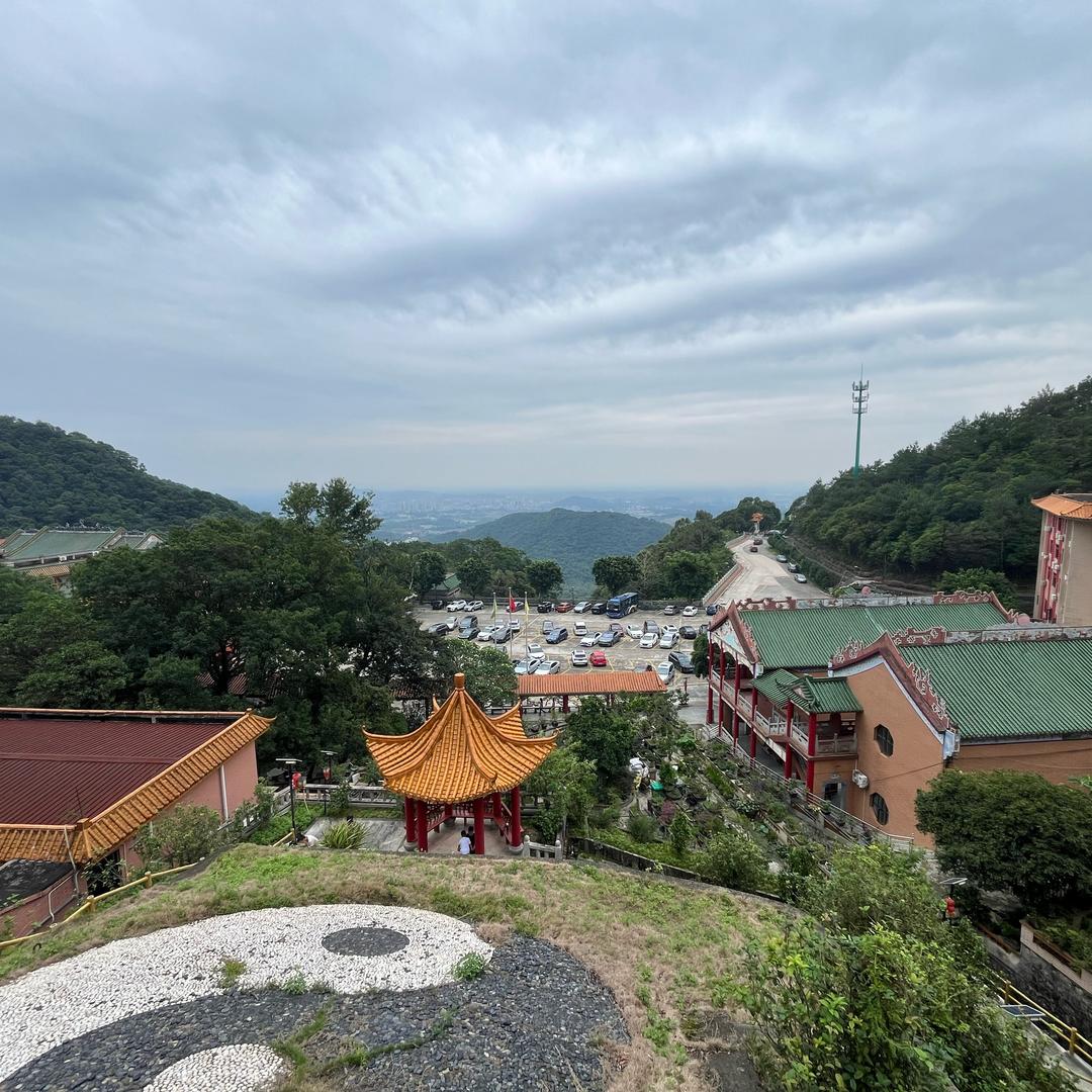 A地坪人