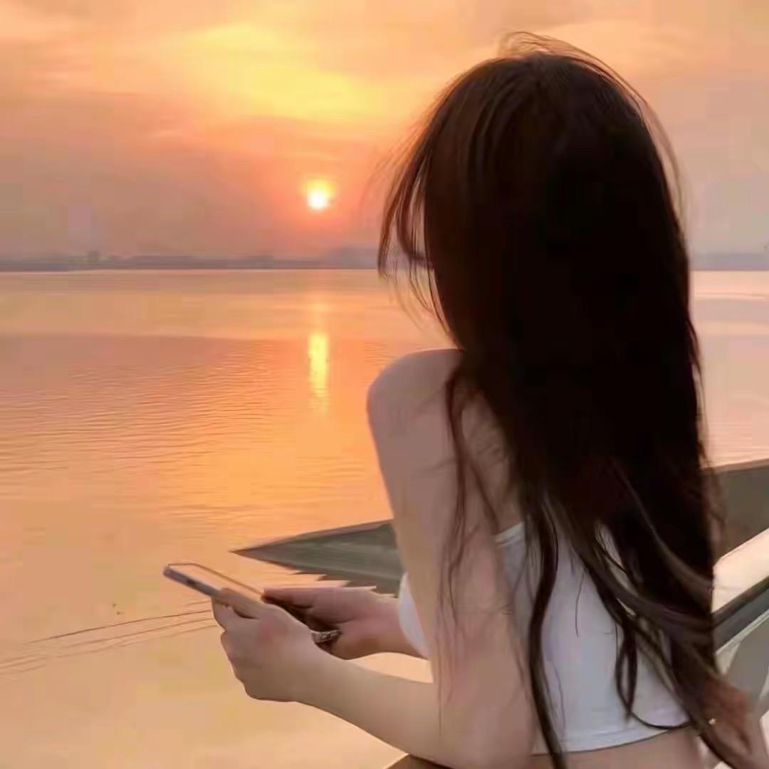 依依