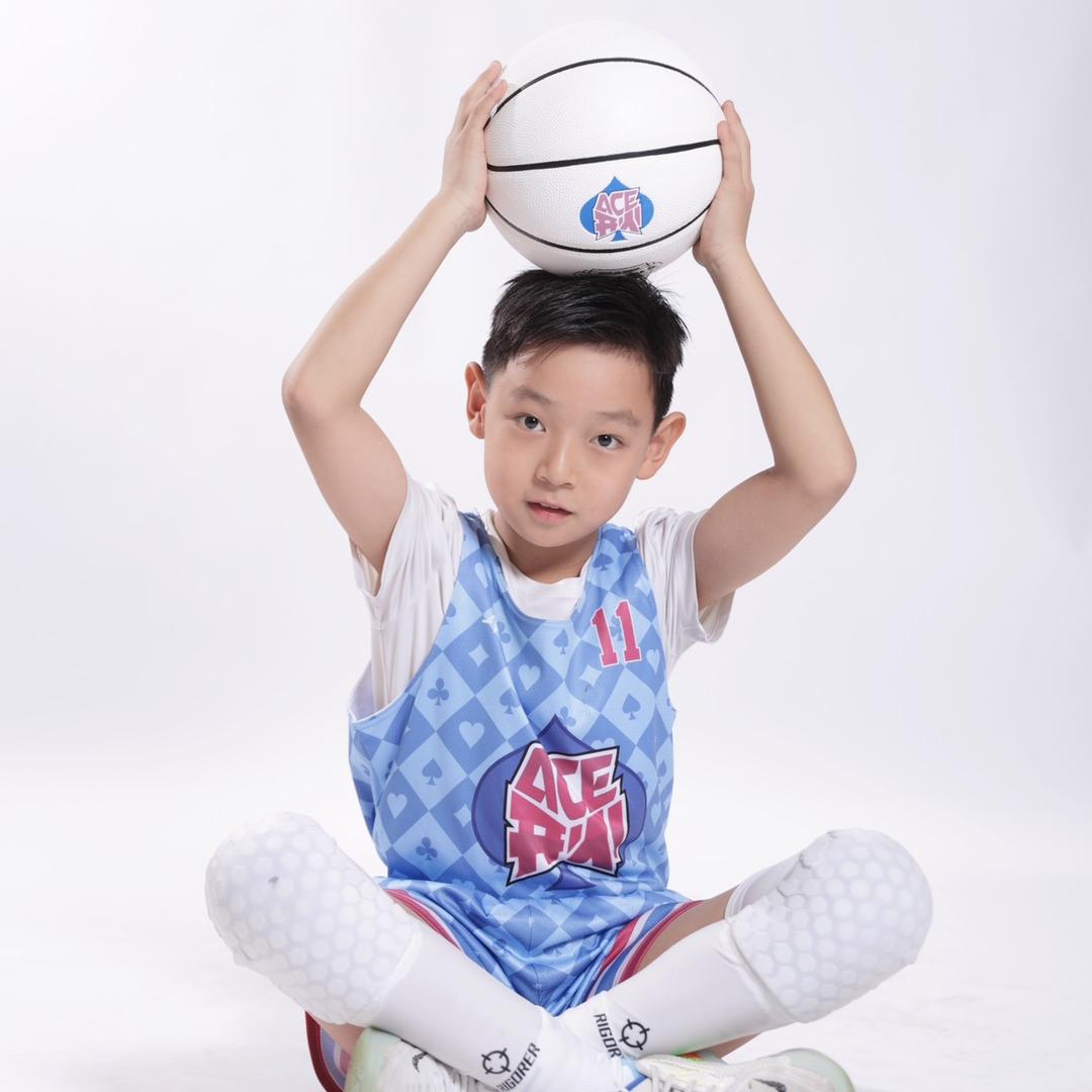 张昱宸🏀小芃