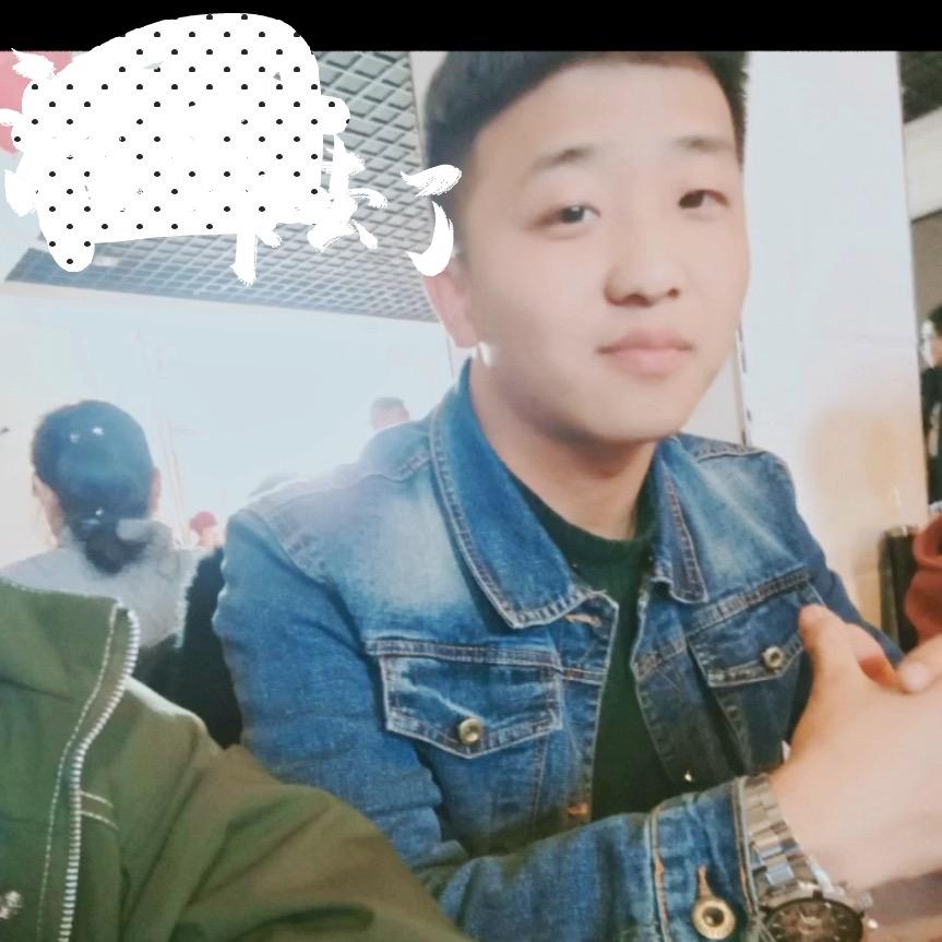 龙成学府院小闫