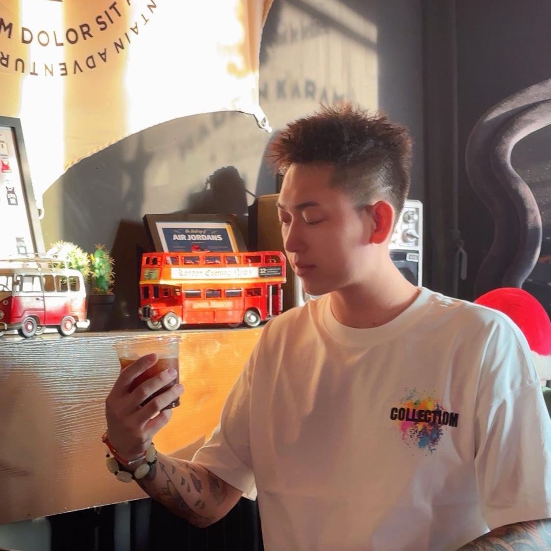 爆辣馆子【李乂刀辣爆蛙蛙🐸大排挡】