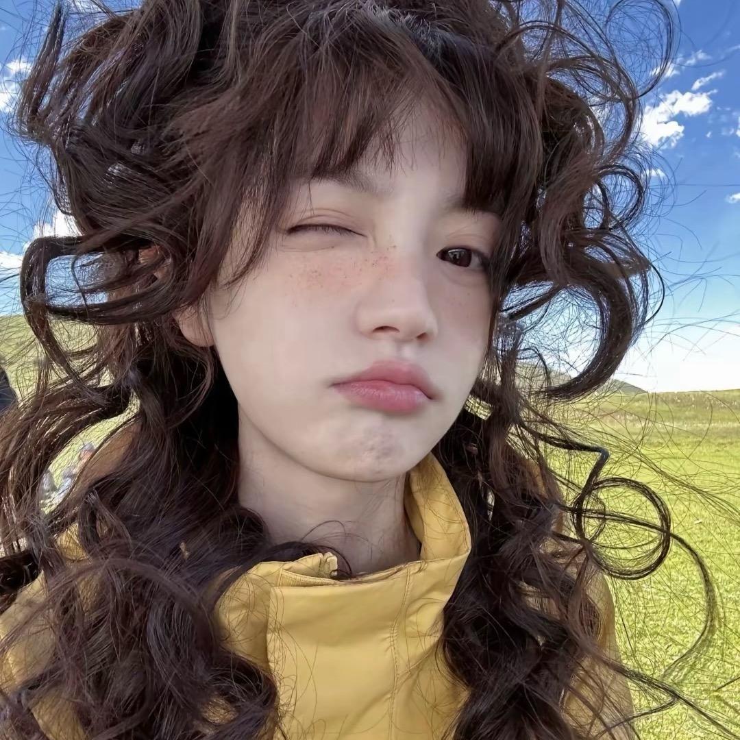 小妍.