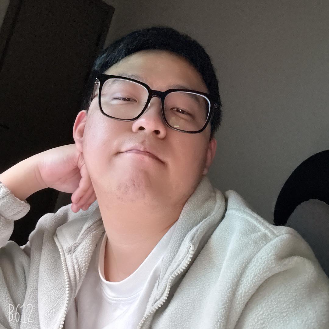 俊俊的草地