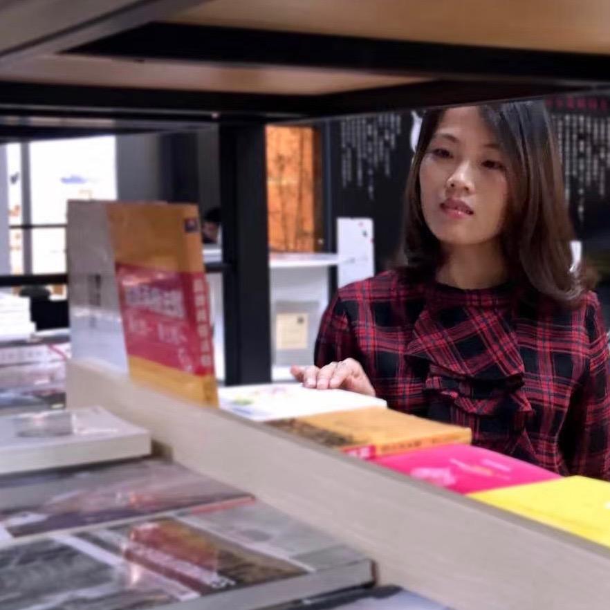 双喷女王轩轩-彩弘喷画