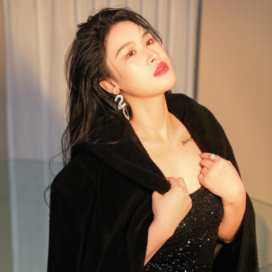 Zhᴗang·ᰔᩚ F ᩚ❥an༉ૢ