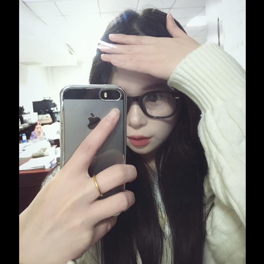 重生之当保姆多挤了两泵洗洁精被老板打晕