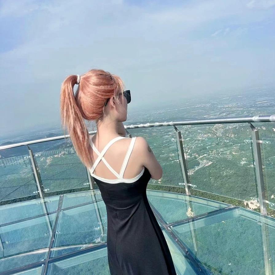 毛球团子爱吃🐠