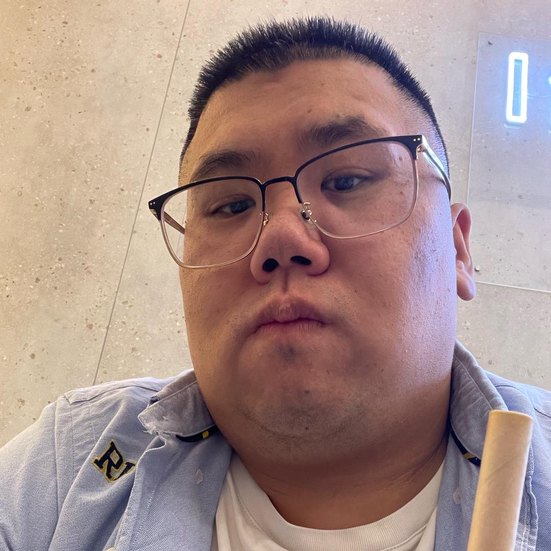 划水水的卡比兽