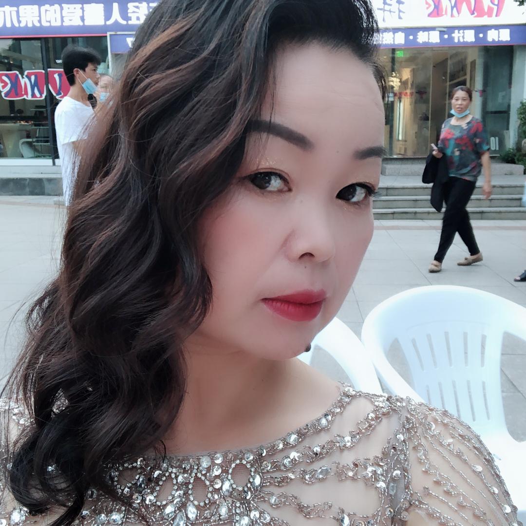 《织里古韵风华艺术团》、《红利房产》