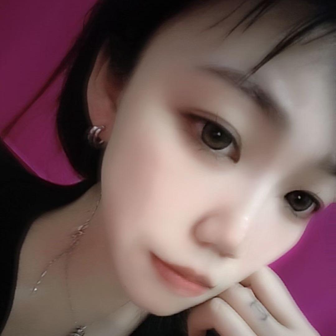 卖导弹的小女孩