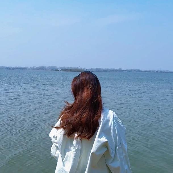 小玲.