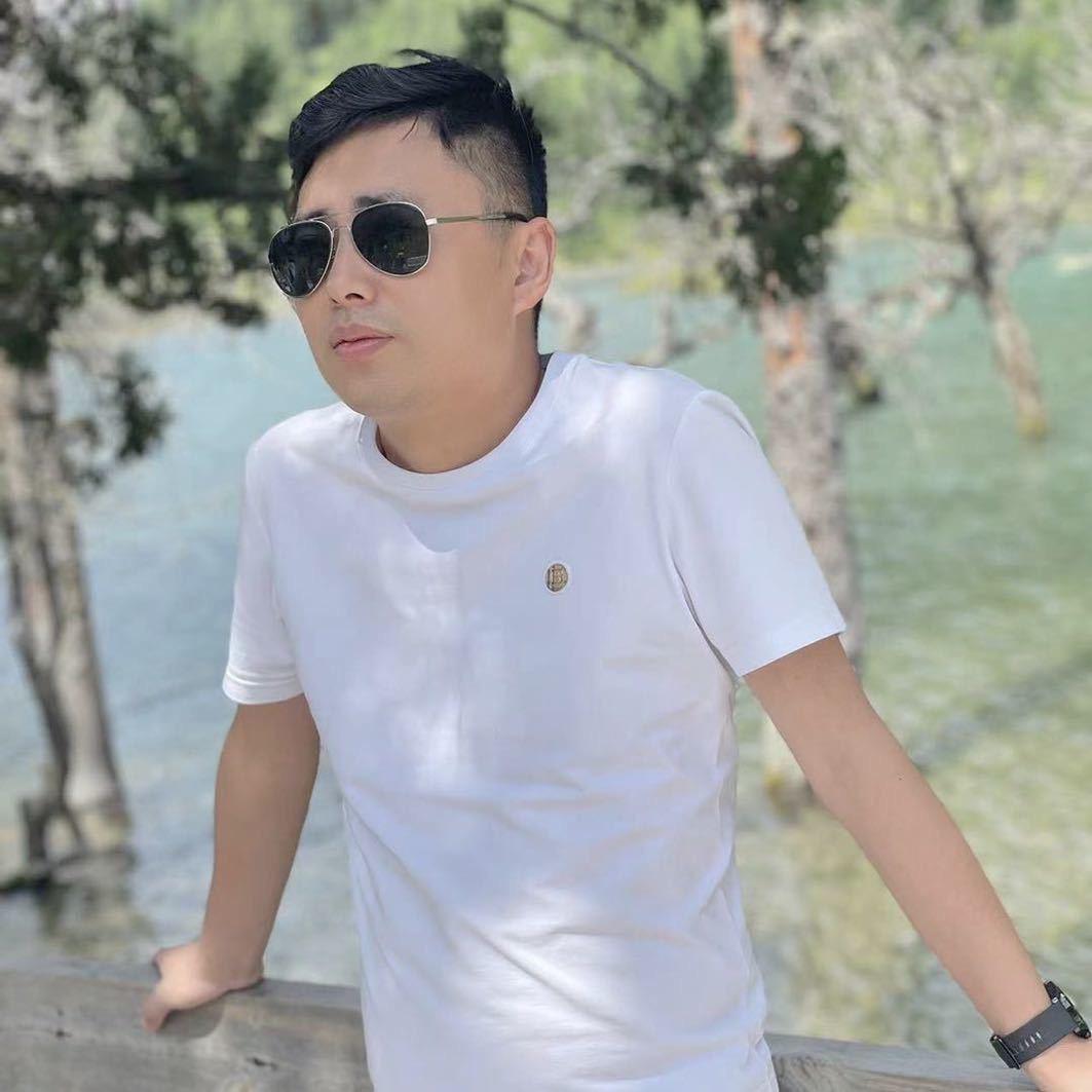 小辛同学(王者变现)