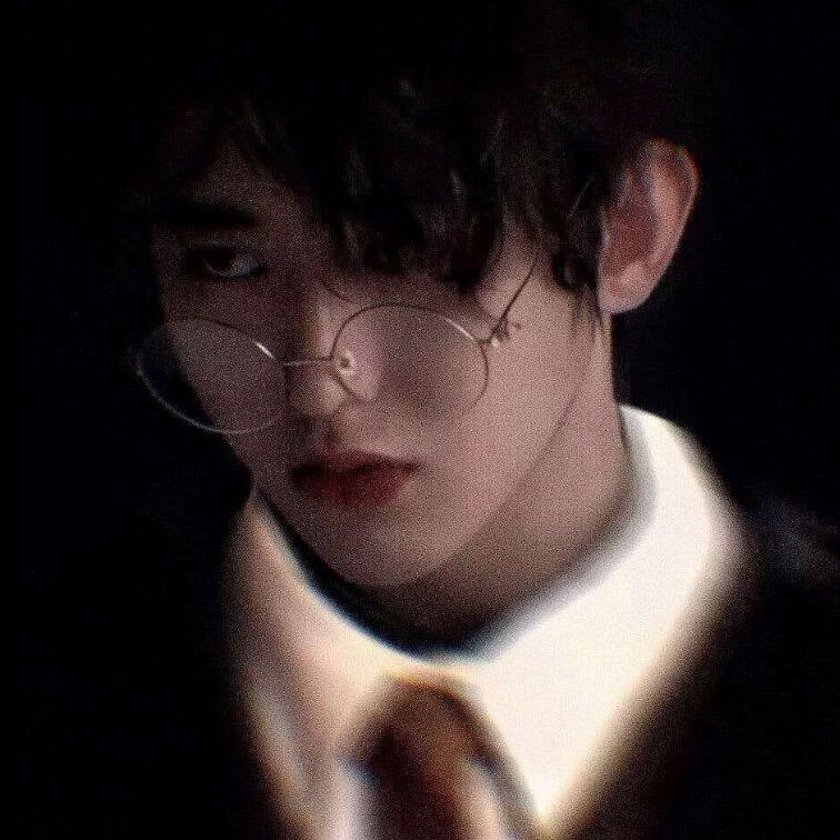 艾罗  ⃒⃘⃤