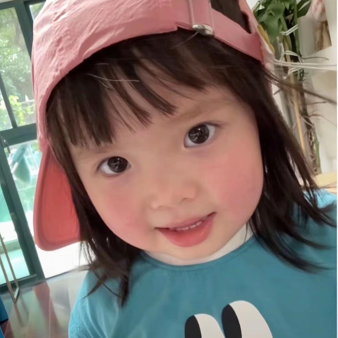 我吃饭时不饿 ～ᶻ 𝗓 𐰁