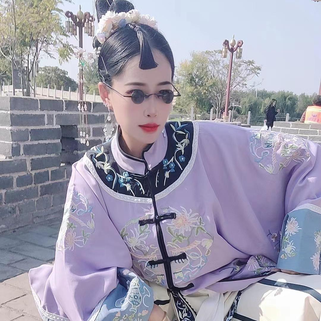 粗鲁的（妞）