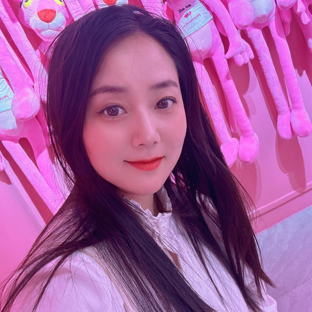 艺多多的王老师