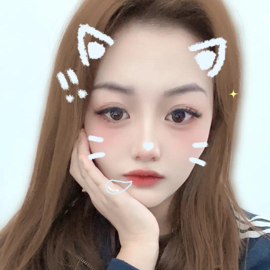 爱笑的女孩👧