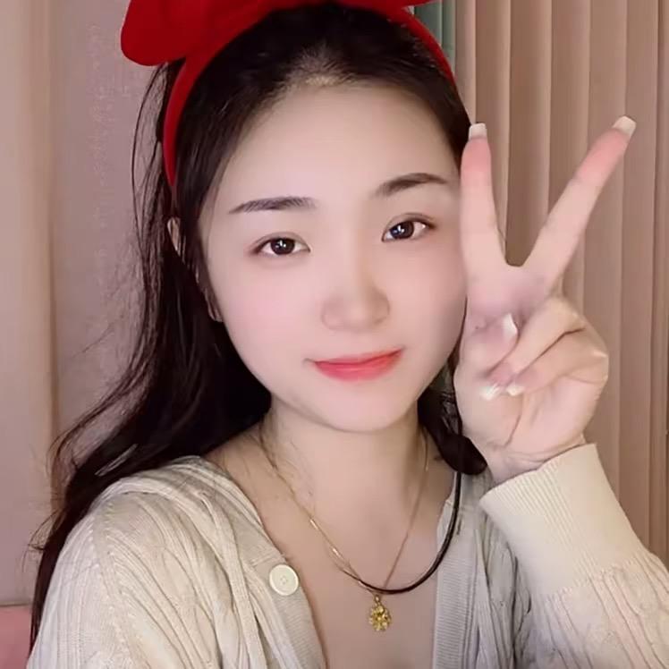 🍊小胖妞（爱笑女孩）