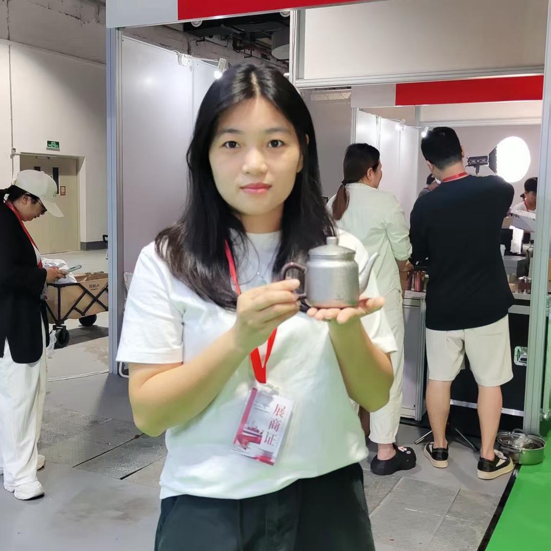 瑾冶水杯企业