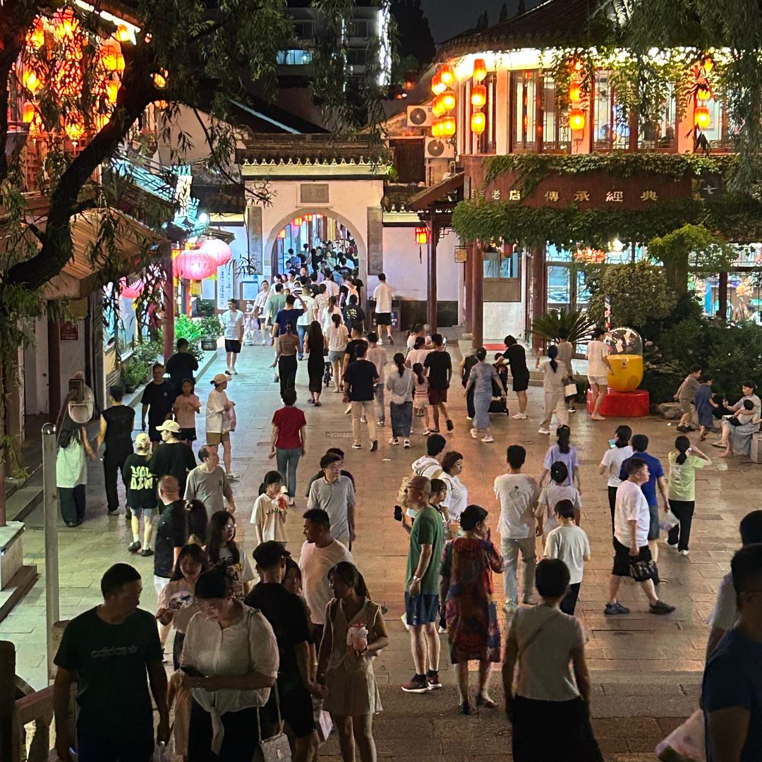 一杯浊酒问青天