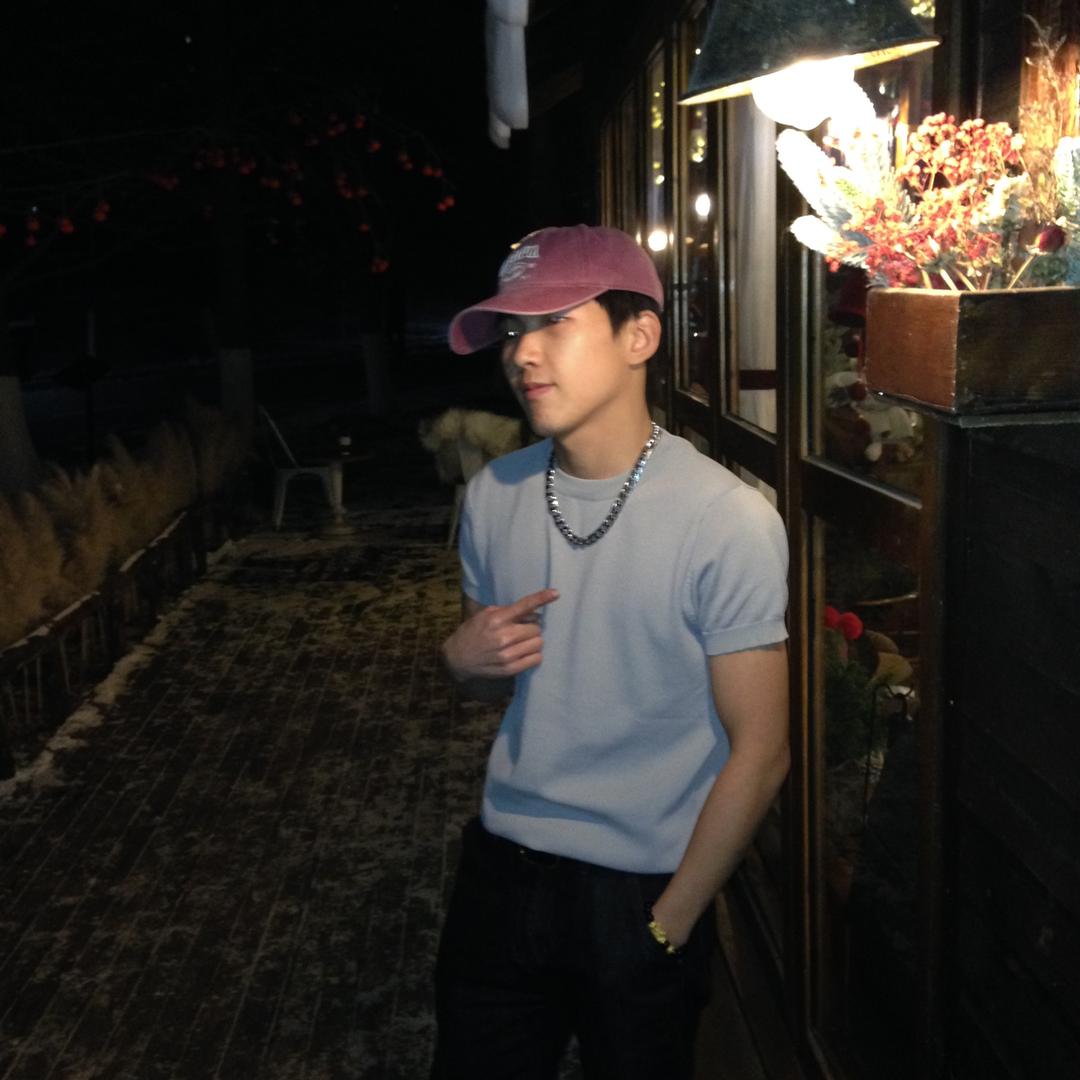 沈阳男士发型设计-睿泽