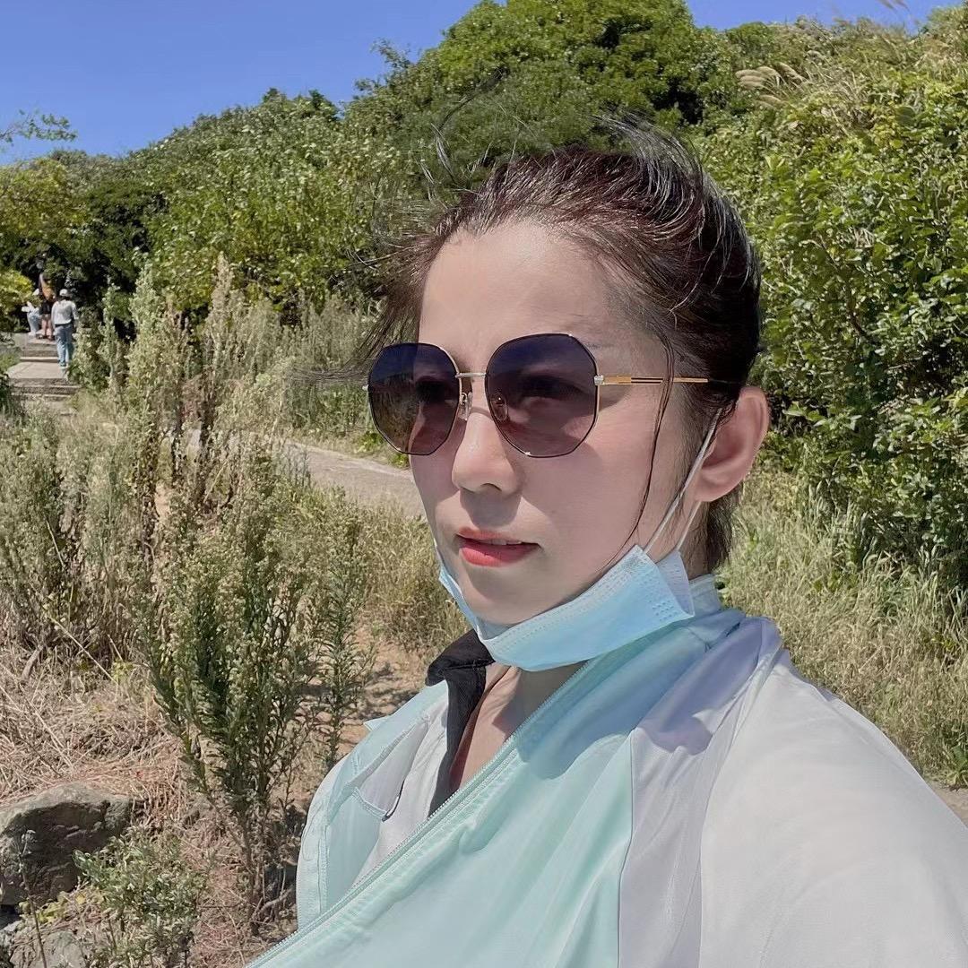 奕菲尔大码女装羊绒大衣